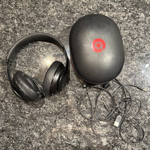 Beats dre studio - by,