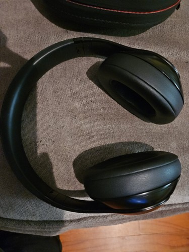 Pre owned beats - by, dr.